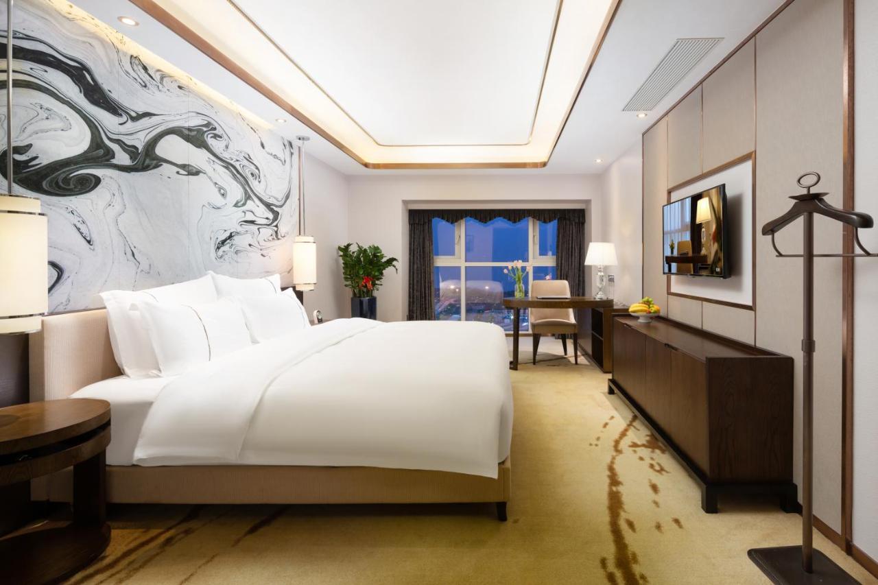Shenzhen Bay Hisoar Hotel Exterior photo