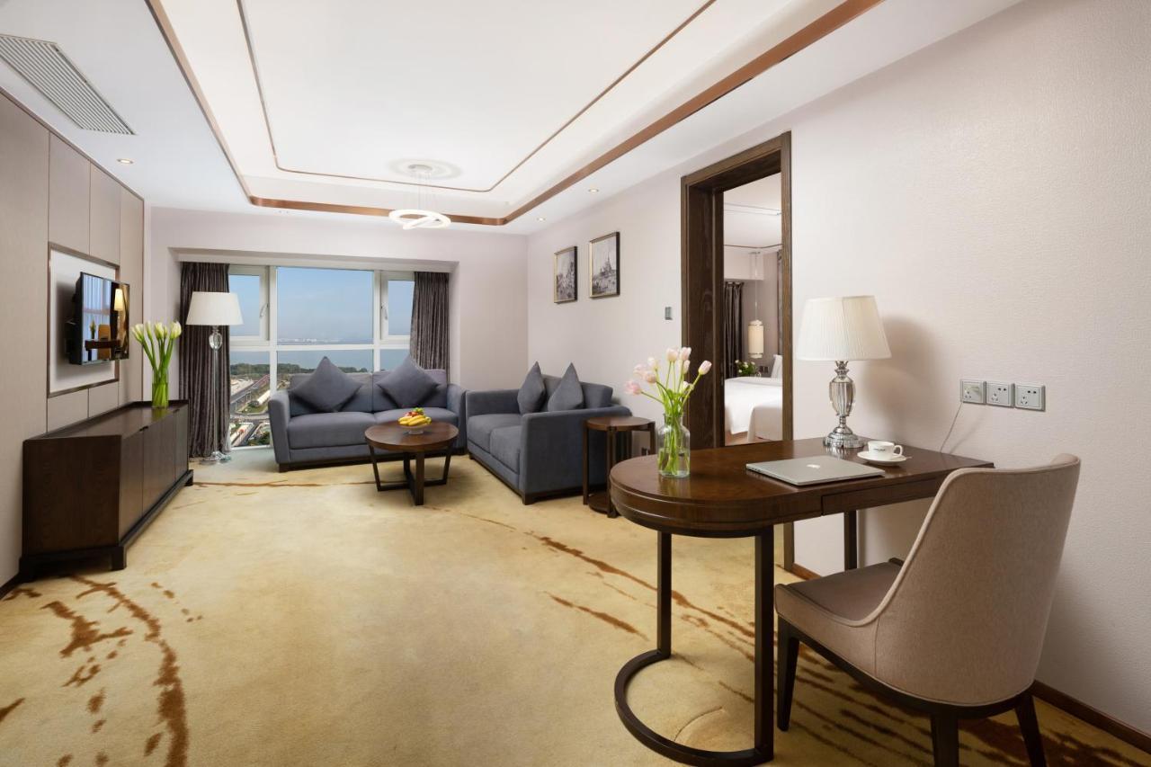 Shenzhen Bay Hisoar Hotel Exterior photo